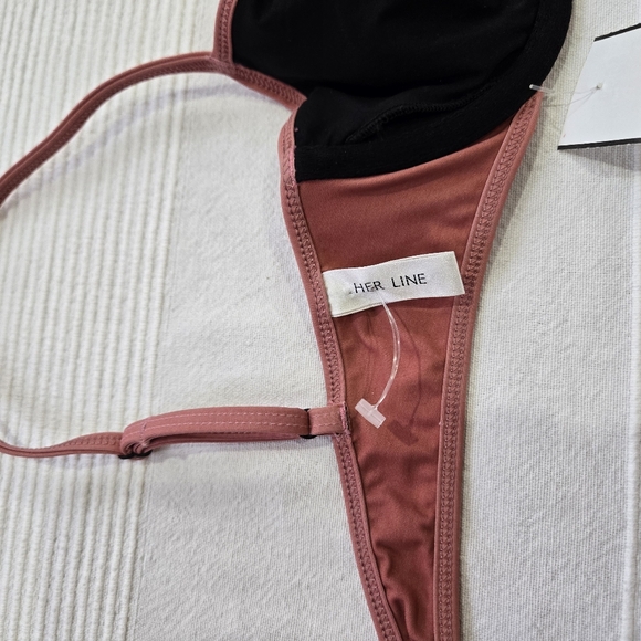 NWT HER LINE 2 piece swim, size S, us 4 - Picture 5 of 6